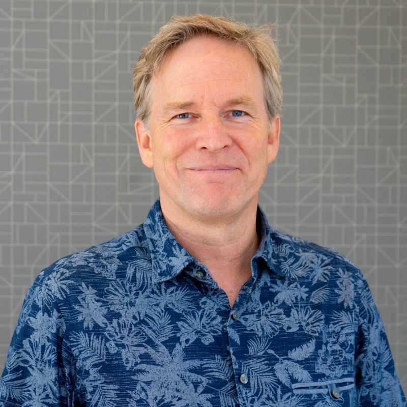 Dr. David Robertson Photo of Dr. David Robertson
